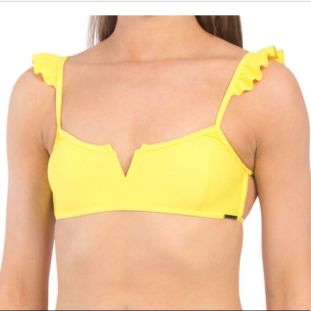 🌸 Kendall + Kylie Yellow Ruffle Bikini Top Size Large NWT